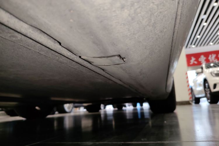 特斯拉 Model 3 2020款 标准续航后驱升级版局部细节9002