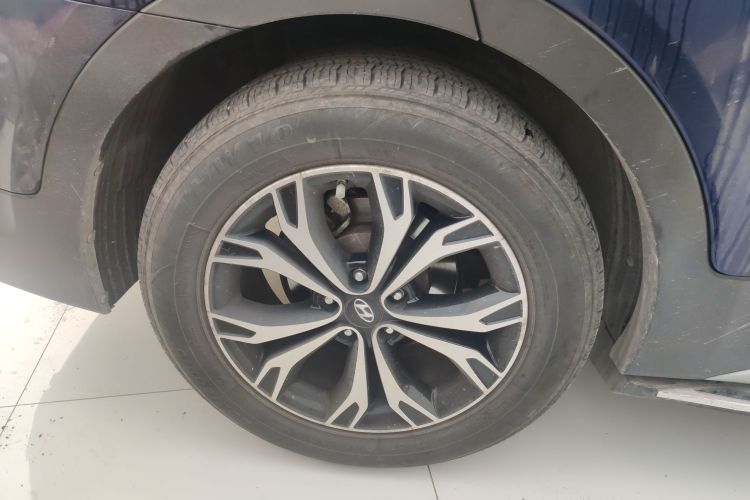 现代 胜达 2017款 2.0T 自动四驱智能型 7座车身外观6008