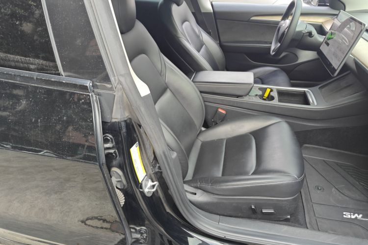 特斯拉 Model 3 2021款 标准续航后驱升级版 3D6局部细节41