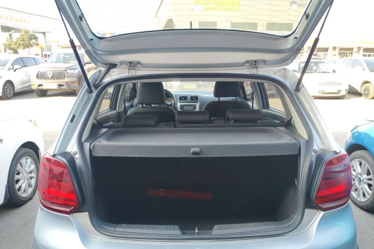 大众 2014款 1.6L Cross Polo 自动机舱底盘23