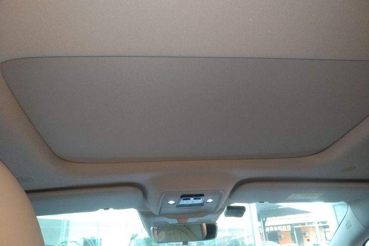 腾势D9 2022款 DM-i 1040 尊贵型局部细节22