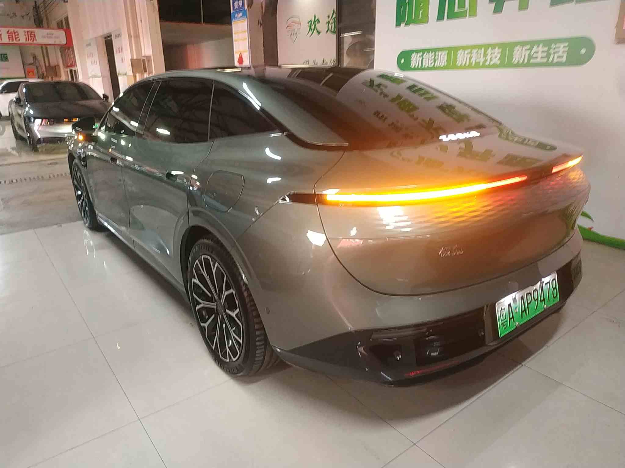 极氪007 2025款 后驱智驾版 75kWh(3)