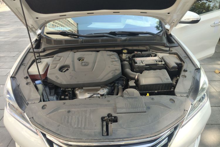 长安 逸动 2019款 高能版 1.6L GDI 自动先锋型 国VI机舱底盘24