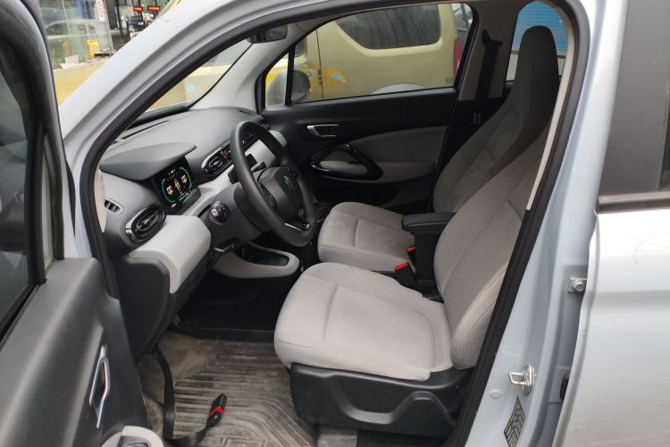 零跑汽车 零跑T03 2023款 310轻享版中控内饰19