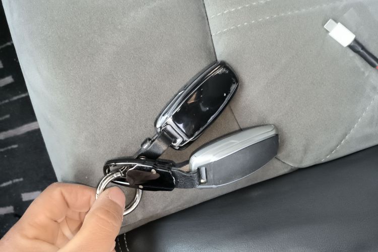 奥迪A6L 2021款 40 TFSI 豪华动感型中控内饰7001