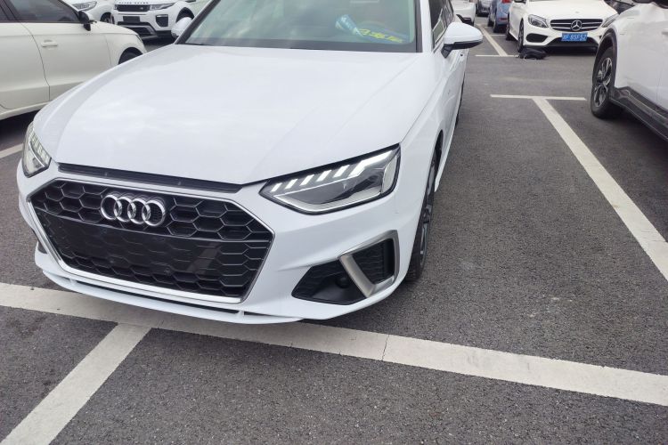 奥迪A4L 2020款 40 TFSI 豪华动感型局部细节36