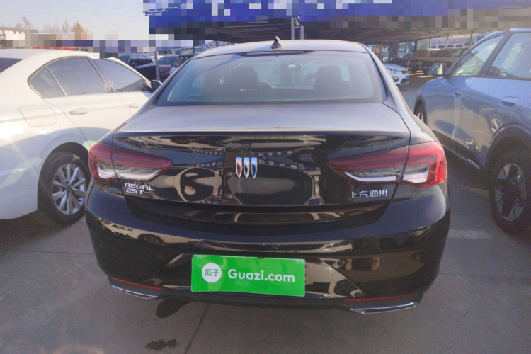 别克 君威 2024款 25T 超享版车身外观6