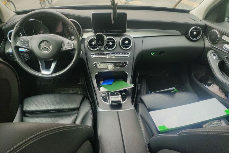 奔驰C级 2017款 改款 C 200 L 运动版中控内饰12