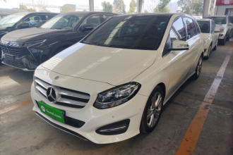 奔驰B级 2019款 B 200 动感型