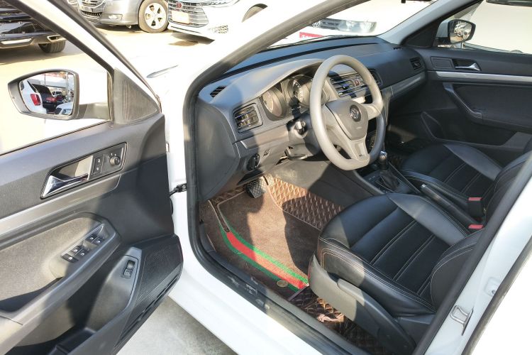 大众 2019款 朗逸启航 1.5L 自动风尚版 国VI中控内饰20