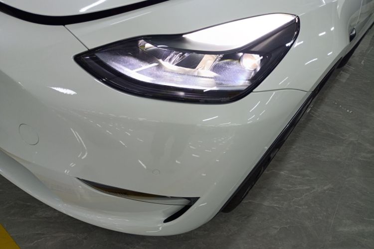 特斯拉 Model Y 2022款 Performance高性能全轮驱动版局部细节36