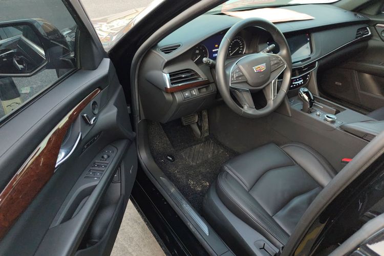 凯迪拉克CT6 2022款 28T 风尚型中控内饰20