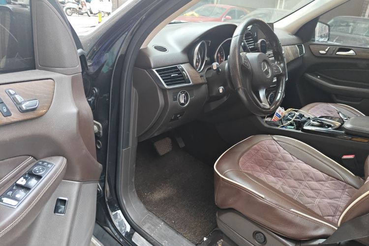 奔驰GLE 2015款 GLE 400 4MATIC中控内饰7003