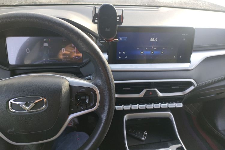 凯翼 炫界Pro EV 2022款 401km 悦享版中控内饰7002