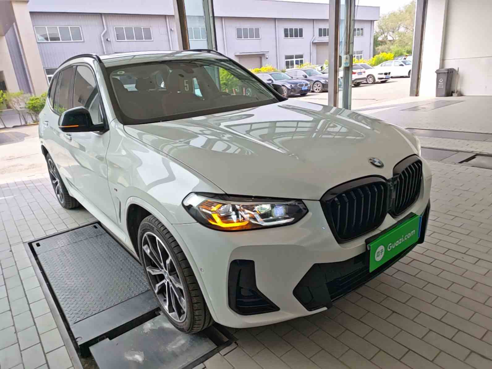 宝马X3 2023款 改款 xDrive30i 领先型 M曜夜套装(5)