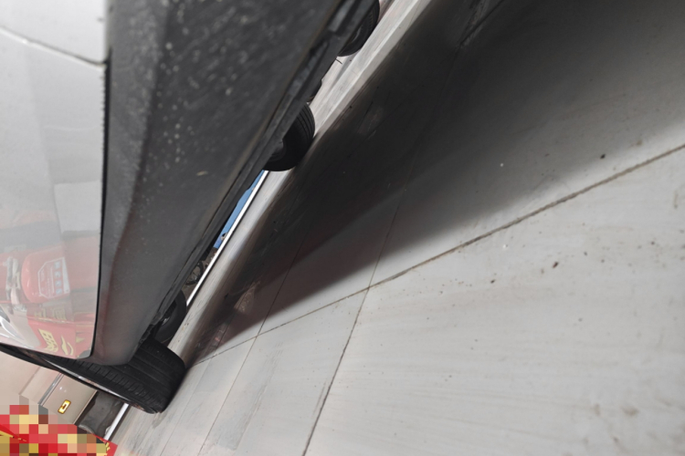 奔驰GLC 2020款 改款 GLC 260 L 4MATIC 动感型局部细节9001