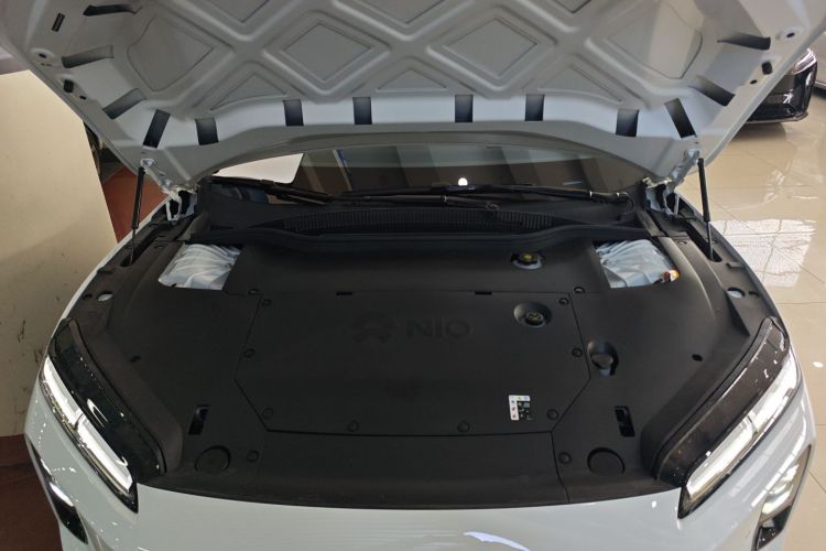 蔚来ET5 2025款 75kWh机舱底盘24