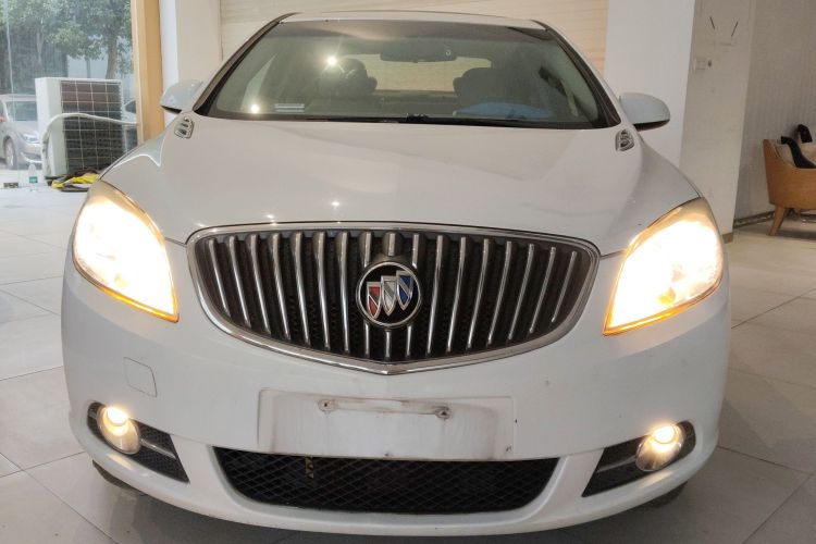 别克 英朗 2013款 GT 1.6L 自动时尚版车身外观2