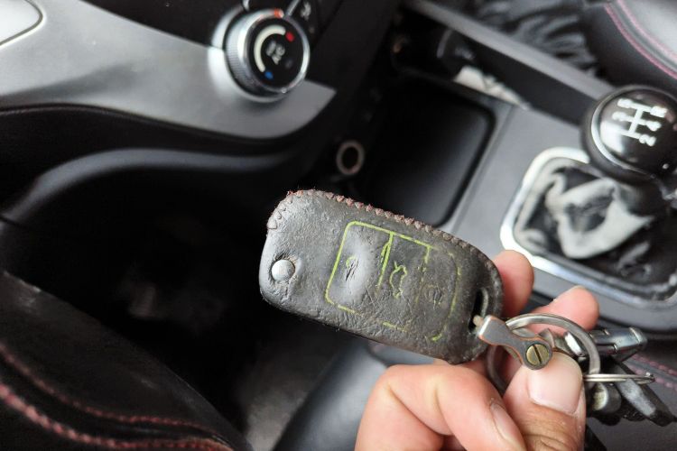 长安CS35 2016款 1.6L 手动豪华型 国V中控内饰11