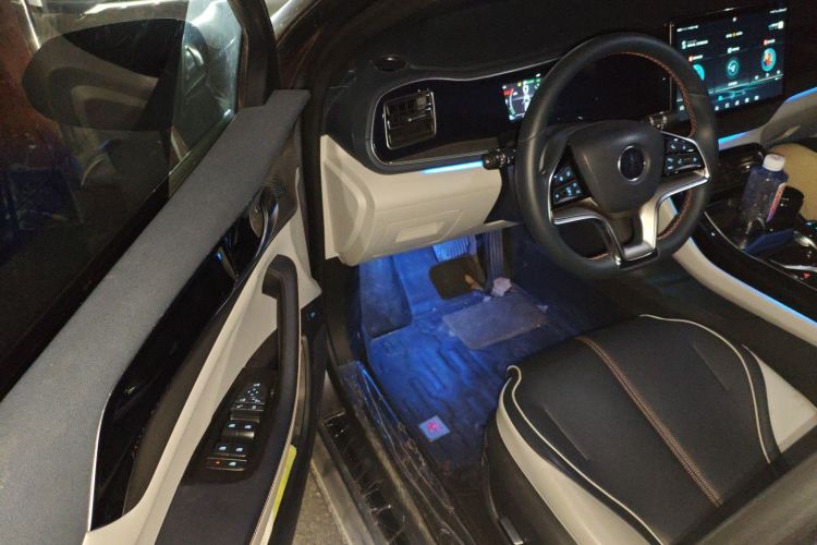 比亚迪 秦PLUS 2021款 EV 500KM 尊贵型中控内饰20