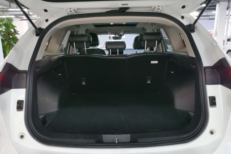 哈弗H6 2021款 第三代 1.5T 自动两驱Pro机舱底盘23