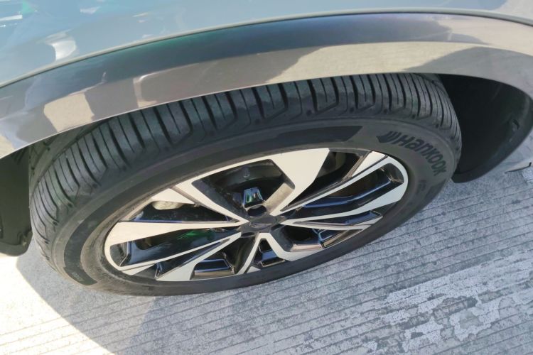 吉利汽车 星越S 2021款 2.0TD 自动两驱闪电版车身外观6007