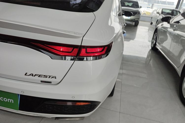 现代 菲斯塔 2019款 280TGDi 运动版 国VI车身外观9