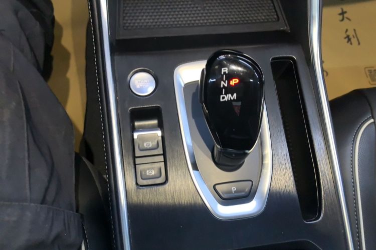 哈弗H6 2023款 国潮版 1.5T 自动冠军版中控内饰18