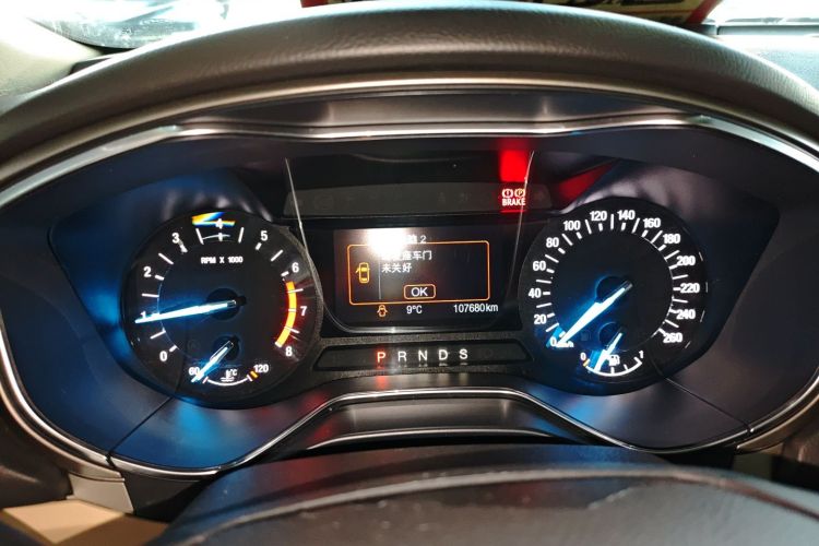 福特 蒙迪欧 2013款 2.0L GTDi200时尚型中控内饰14