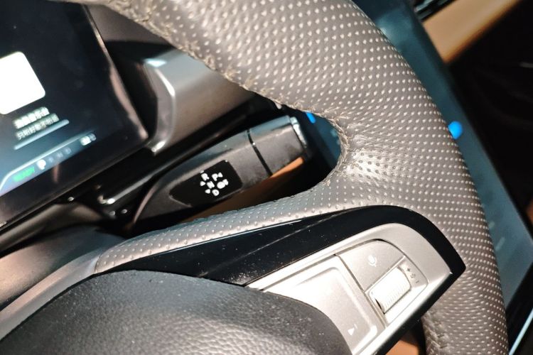 小鹏P5 2021款 550P中控内饰18