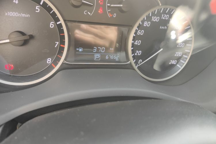 日产 轩逸 2019款 1.6XV CVT智联尊享版 国V中控内饰15