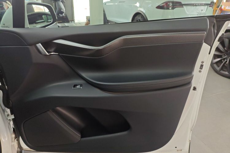 特斯拉 Model X 2019款 Performance 高性能版中控内饰7005