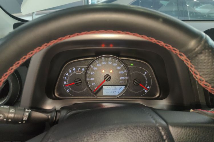 丰田 RAV4荣放 2019款 2.0L CVT两驱先锋版 国V中控内饰14