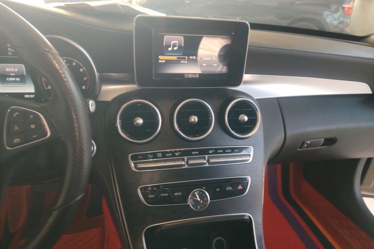 奔驰C级 2015款 C 200 L 运动型中控内饰16