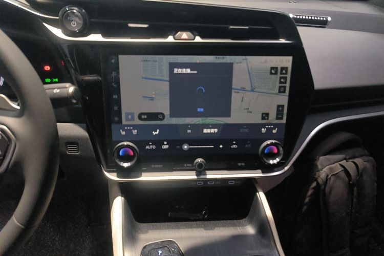 雷克萨斯RZ 2023款 450e 四驱纵享版局部细节16