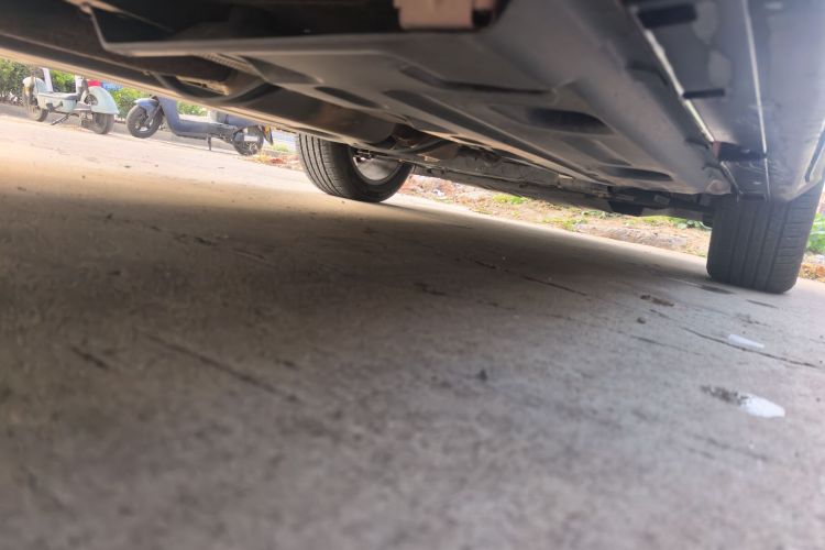 吉利汽车 缤越 2019款 运动款 260T DCT Battle 国VI局部细节9001