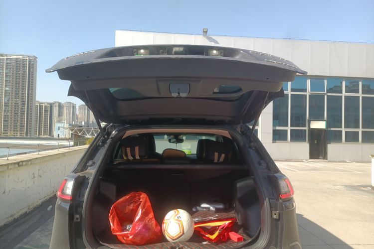 Jeep 自由光 2019款 2.0T 两驱智享版 国V局部细节23