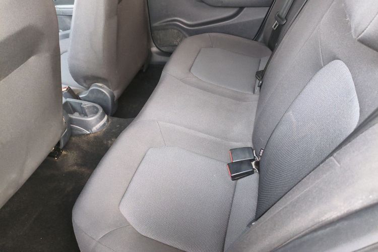 大众 捷达 2015款 1.4L 手动时尚型中控内饰21