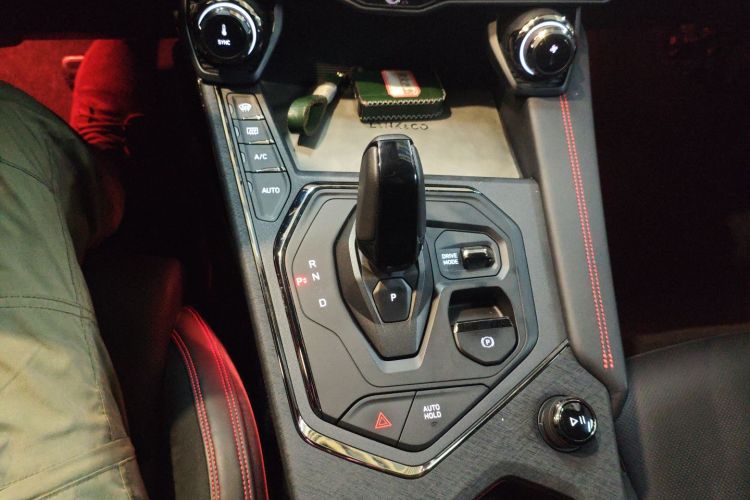 领克05 2020款 2.0TD 四驱劲Halo局部细节18