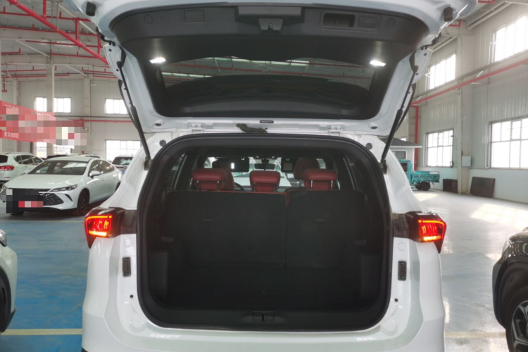 捷途X70 PLUS 2024款 冠军版 1.5T DCT冠军PRO 5座局部细节23