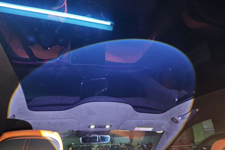 小米汽车 小米YU7 2025款 超长续航高性能四驱Max版中控内饰22