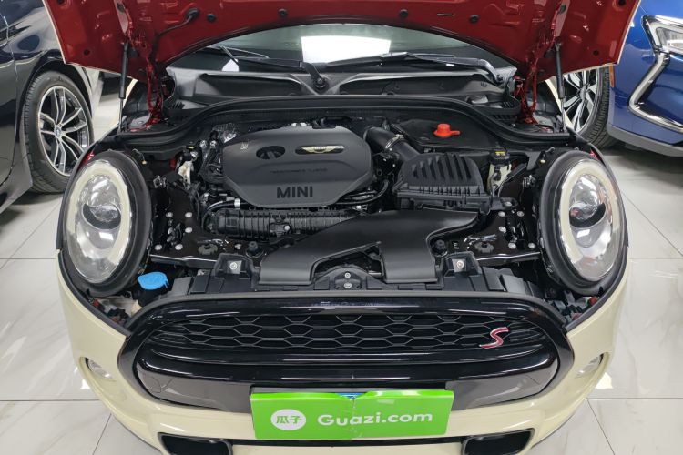 MINI 2015款 2.0T COOPER S 五门版机舱底盘24