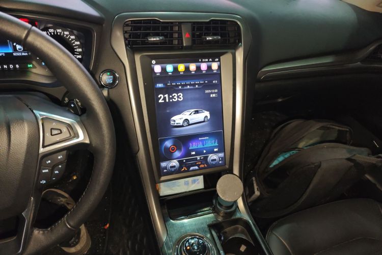 福特 蒙迪欧 2017款 EcoBoost 180 时尚型中控内饰16