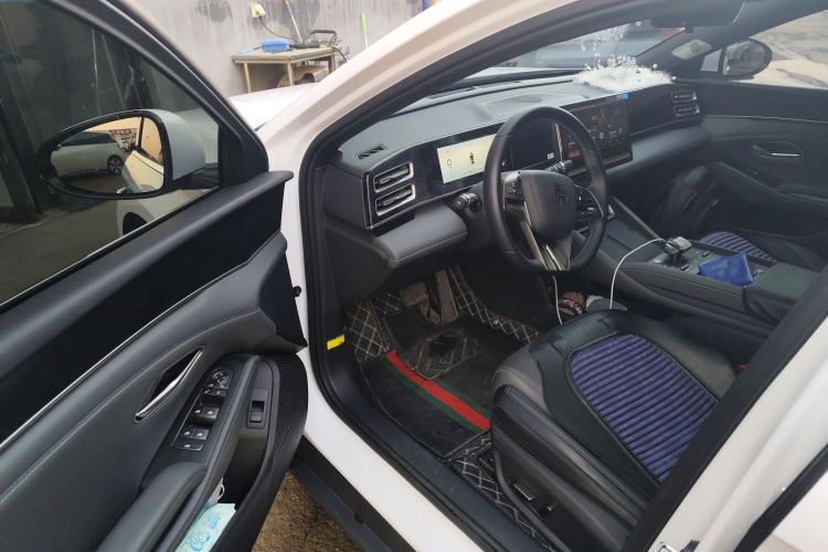 比亚迪 秦L 2024款 DM-i 120KM领先型中控内饰20