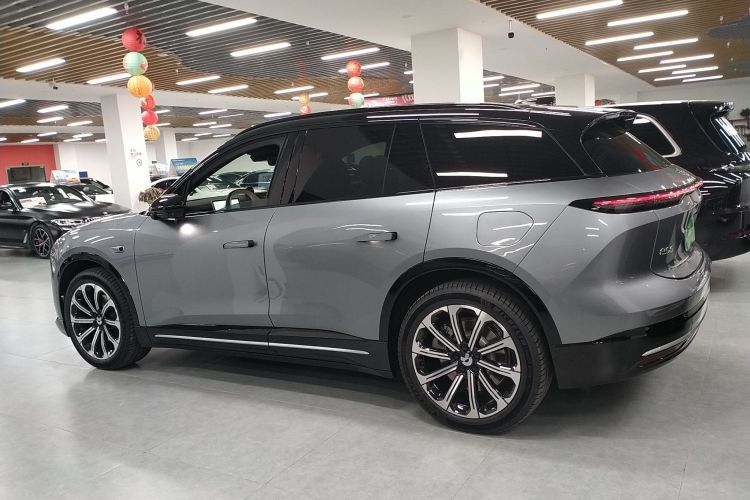 蔚来ES6 2025款 75kWh车身外观4