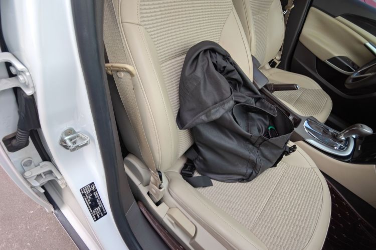 别克 君威 2014款 2.0L 领先时尚型局部细节41