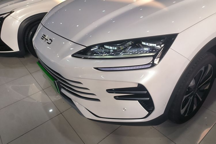 比亚迪 宋PLUS新能源 2025款 DM-i 智驾版 112KM 尊荣型局部细节36