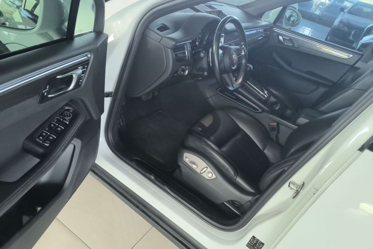 保时捷 2023款 Macan 2.0T中控内饰20