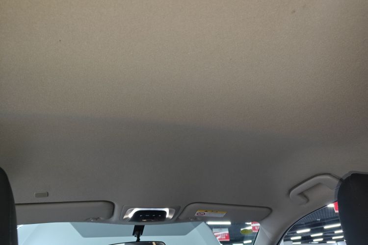 丰田 锋兰达 2023款 2.0L CVT精英版局部细节22