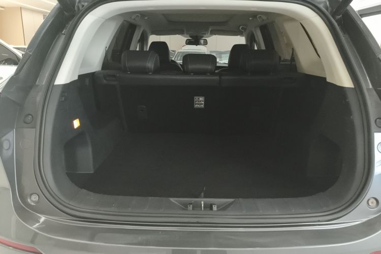 长安欧尚X7 2020款 1.5T 自动旗舰型机舱底盘23